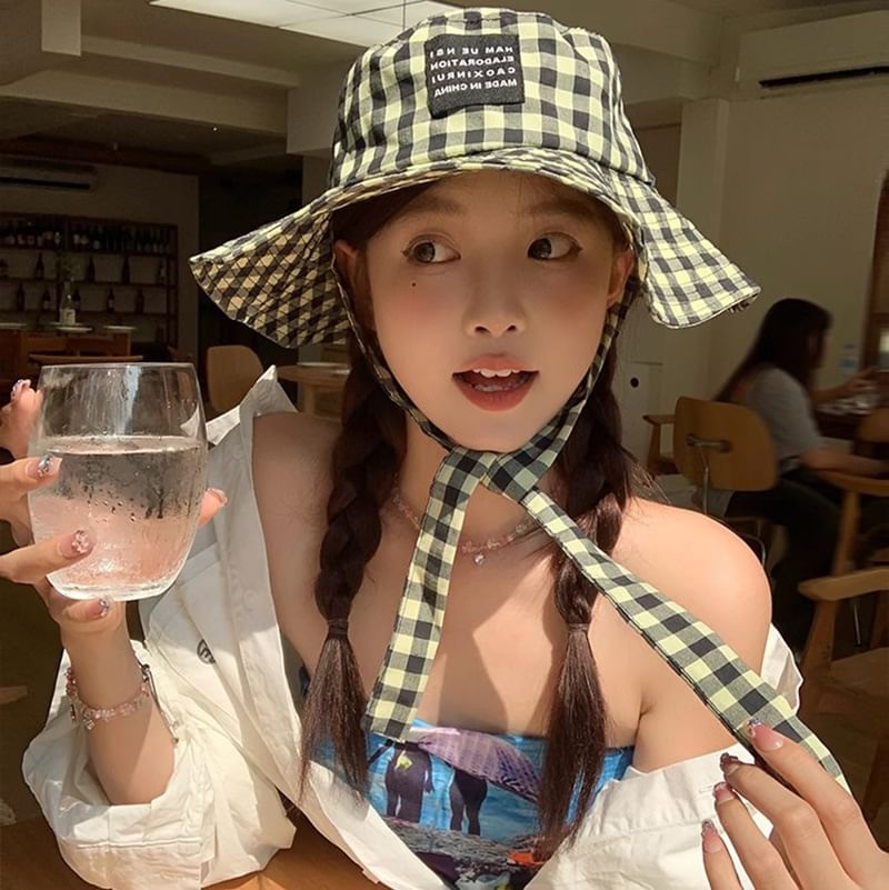 Chin Hat Checkered Strap With Cotton Bucket