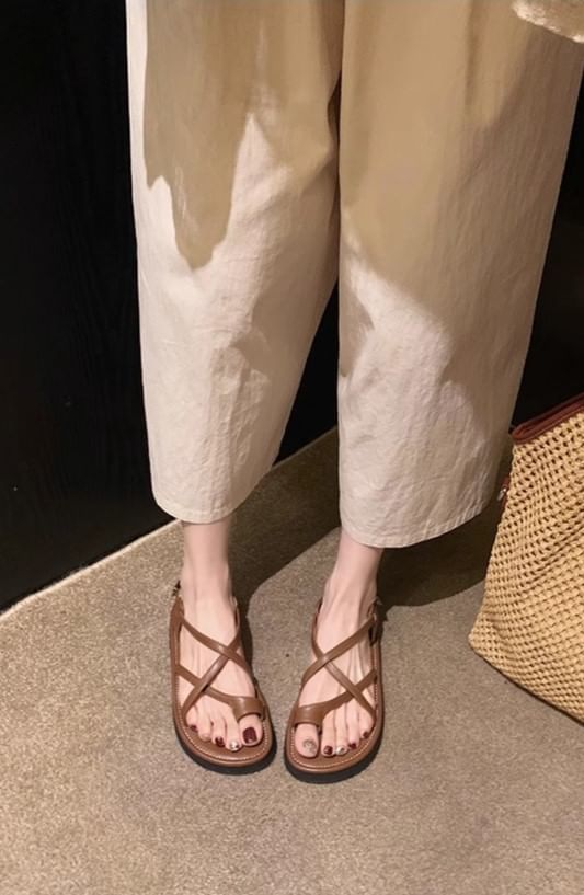 Cross Criss Platform Toe Loop Sandals