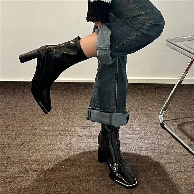 Sample Chunky Heel Plain Zip-Up Patent Leather Short Boots