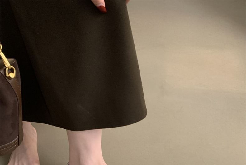 Sample Round Toe Faux Leather Flats