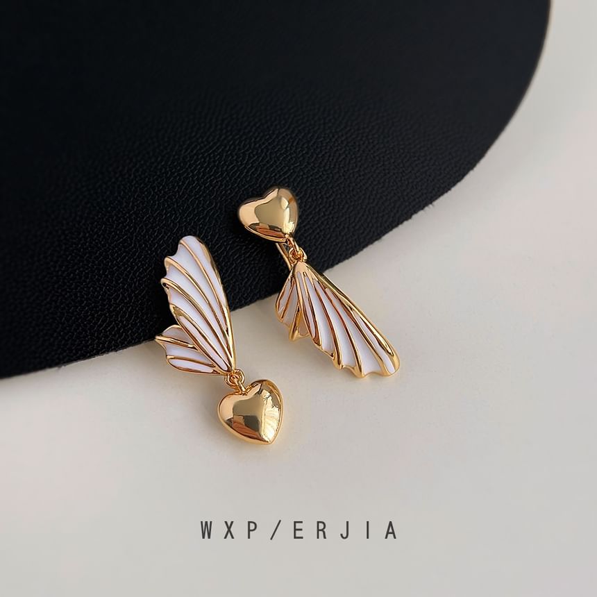 On Asymmetrical Drop Heart Clip Wing Earring