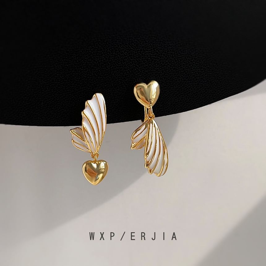 On Asymmetrical Drop Heart Clip Wing Earring
