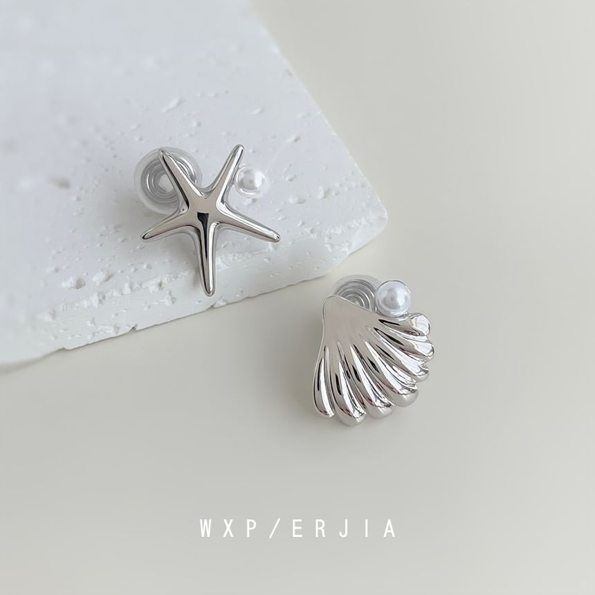 On Pearl Asymmetrical Faux Earring Starfish Clip Shell