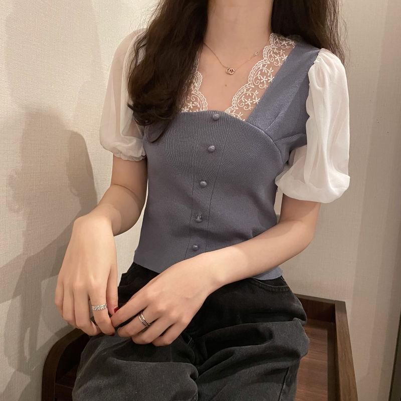 Embroidered V-Neck Top Short-Sleeve Button Panel