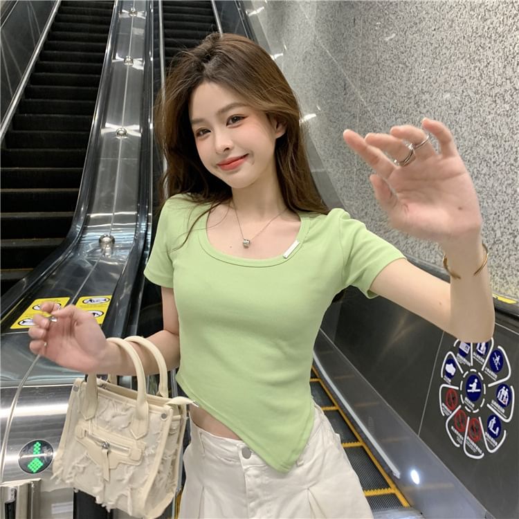 Asymmetrical Short-Sleeve Plain Tee Neck Crew