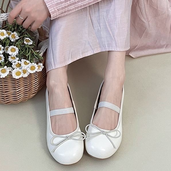 Wholesale SampleBow Chunky Heel Mary Jane Shoes