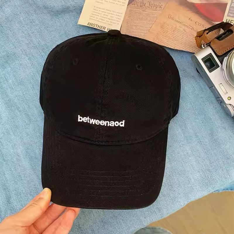 Lettering Cap Embroidered Baseball