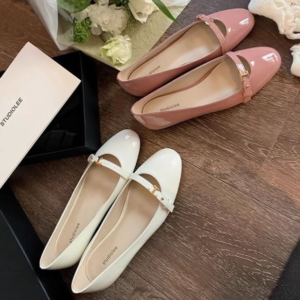 Wholesale SampleAlmond Toe Mary Jane Shoes