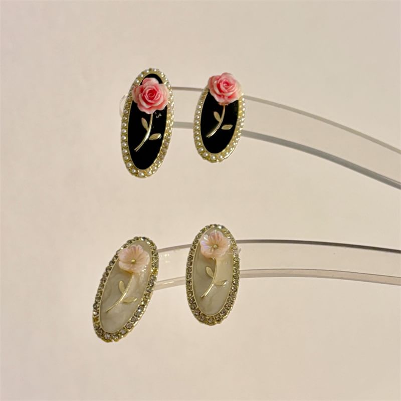Flower Stud Earring