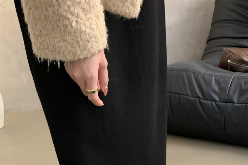 Sample Low Heel Plain Mary Jane Pumps