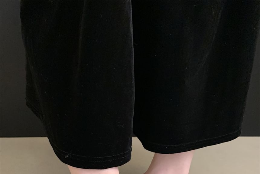Sample Fleece Pointed Flats