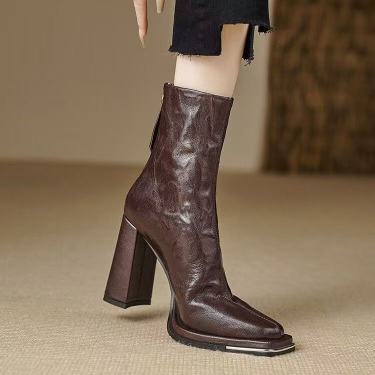 Chunky Heel Short Plain Boots