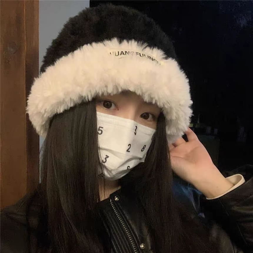 Plain Fluffy / Knit Beanie Cable