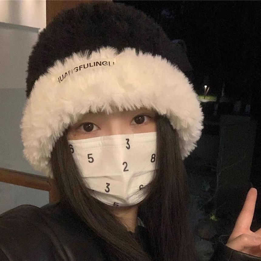 Fluffy Beanie Plain Tone / Two