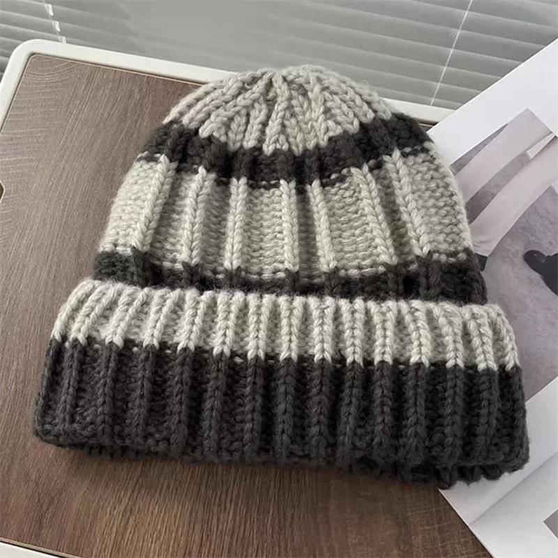 / Plain Striped Ribbed Beanie