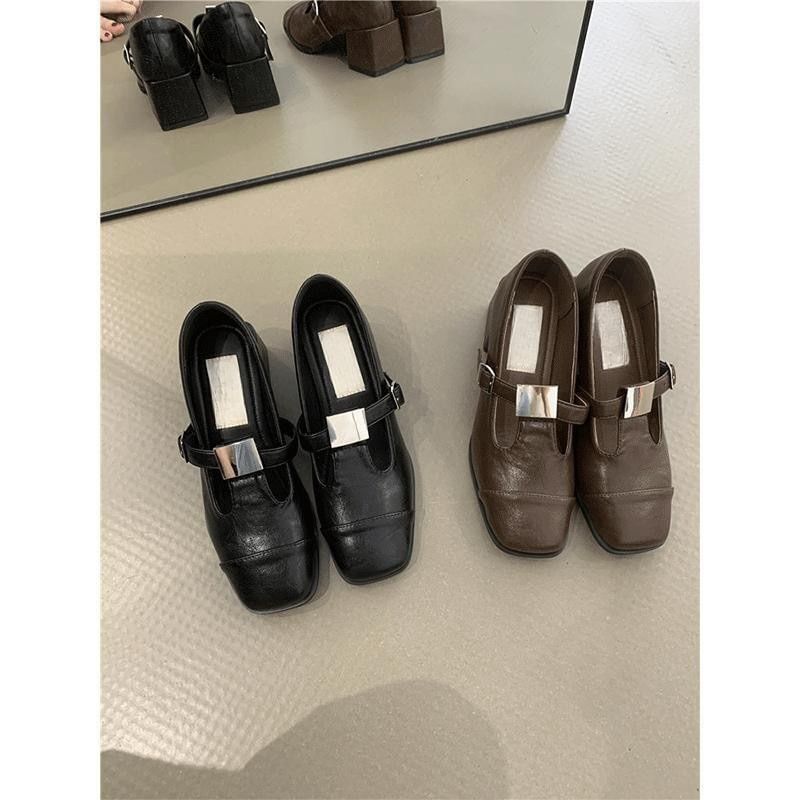 Sample Chunky Heel Square Toe T-Strap Plain Faux Leather Mary Jane Pumps