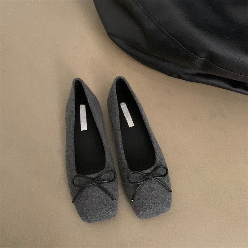Sample Square Toe Bow Accent Flats