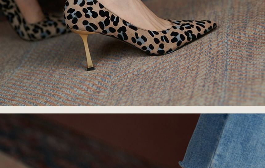 SampleHigh Heel Leopard Pumps
