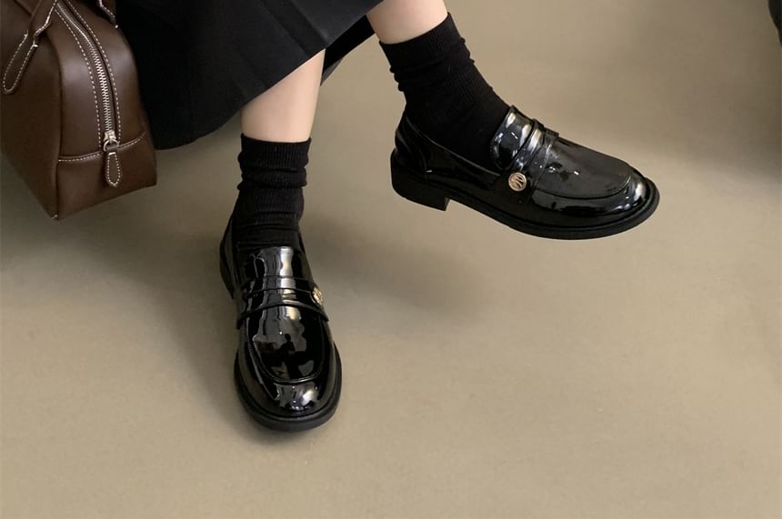 SampleFaux Leather / Patent Leather Penny Loafers