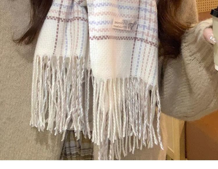 Scarf Fringed Plaid
