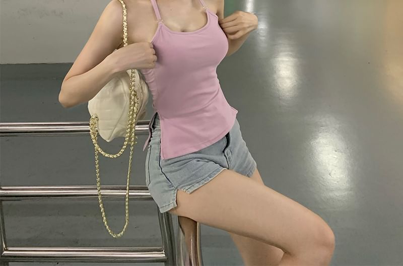 Plain Slim Scoop Fit Side-Slit Halter Neck Top