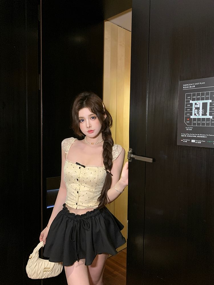 Sample Floral Bow Lace Cropped Camisole Top