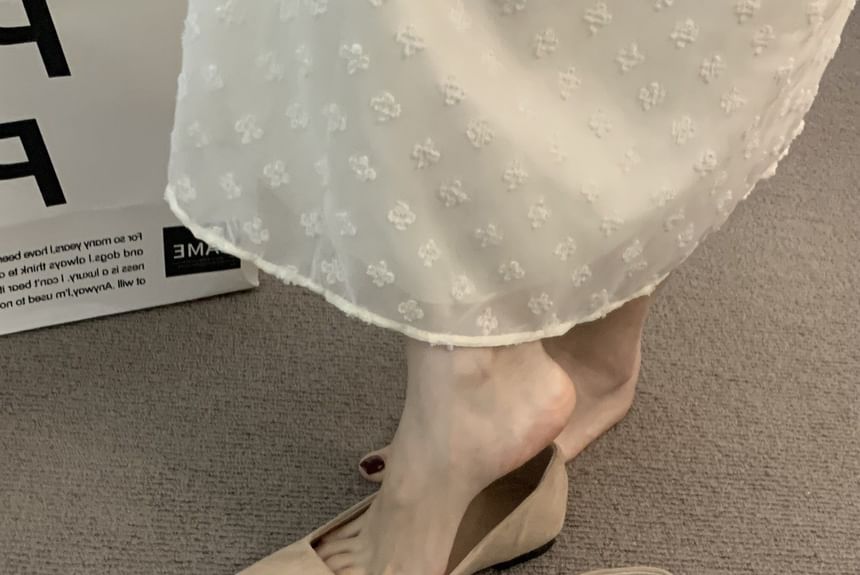 Square-Toe Flats
