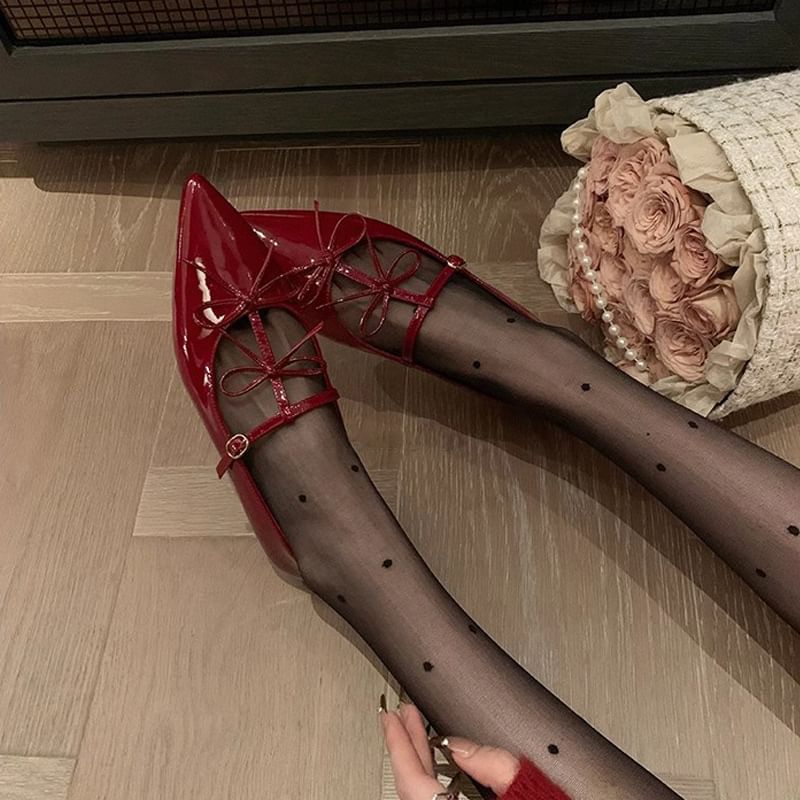 Mary Pointed Jane Flats Bow