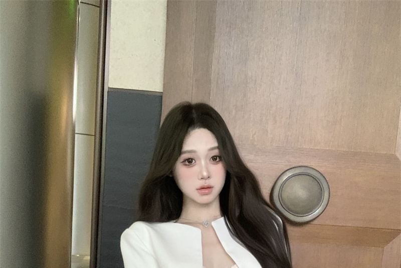 Plain Cropped Open Front Jacket / High Rise Mini A-Line Skirt / Lace Bustier Top