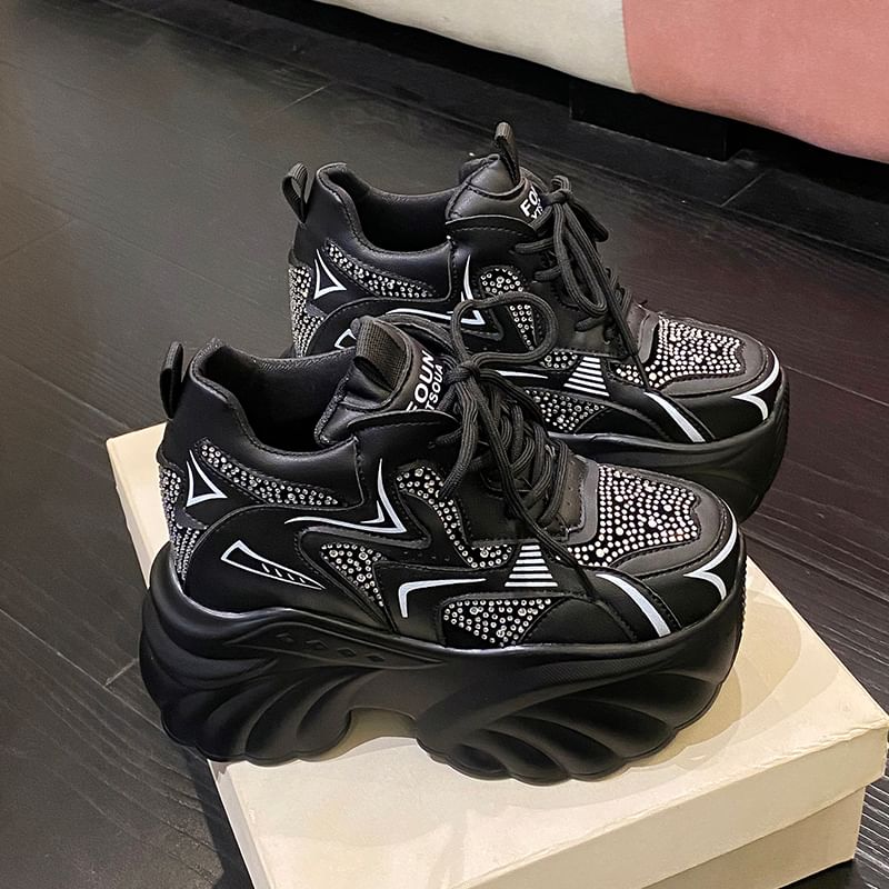 Großhandel Sample Sneakers Versteckter Strass Keil Kunstleder Schnürschuh