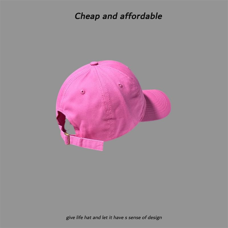 Cap Embroidered Letter
