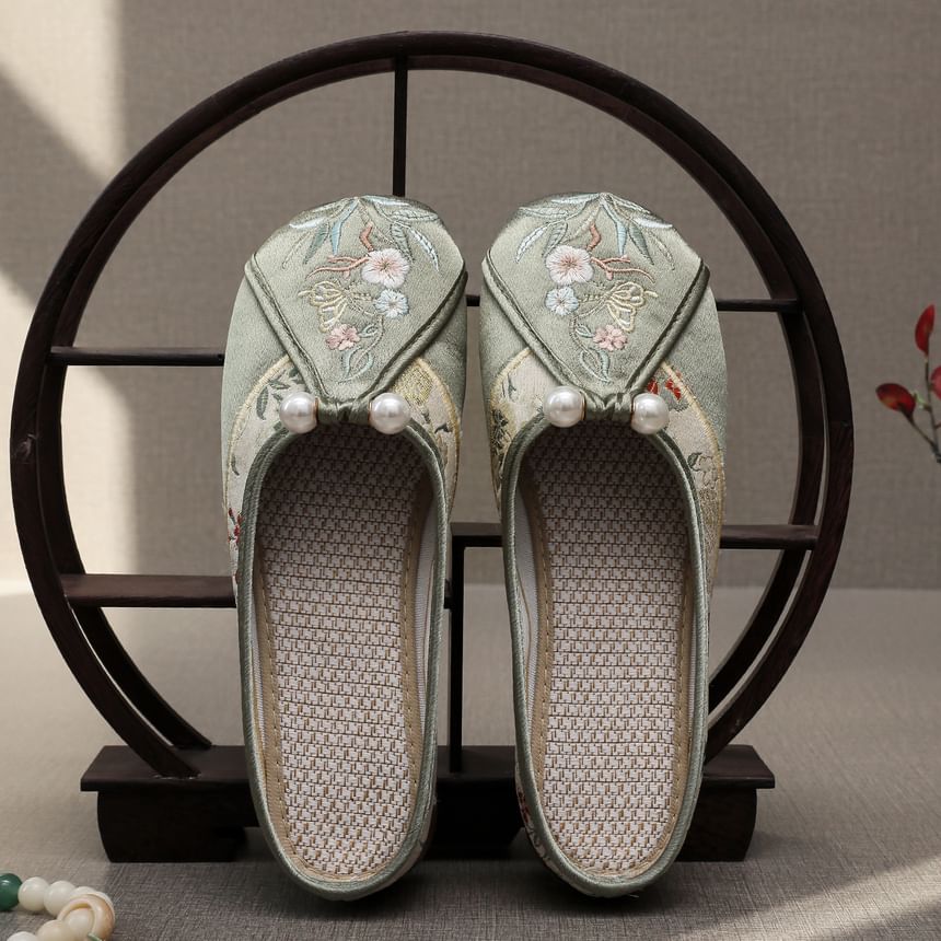 Pearl Floral Faux Mules Embroidered