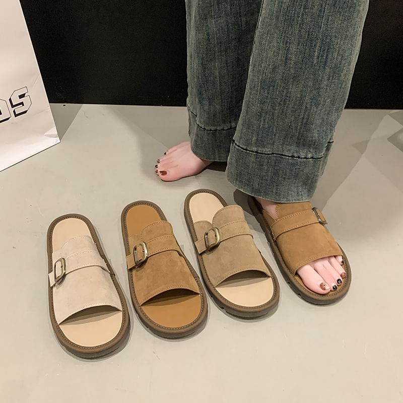 Sandals Plain Buckled Slide