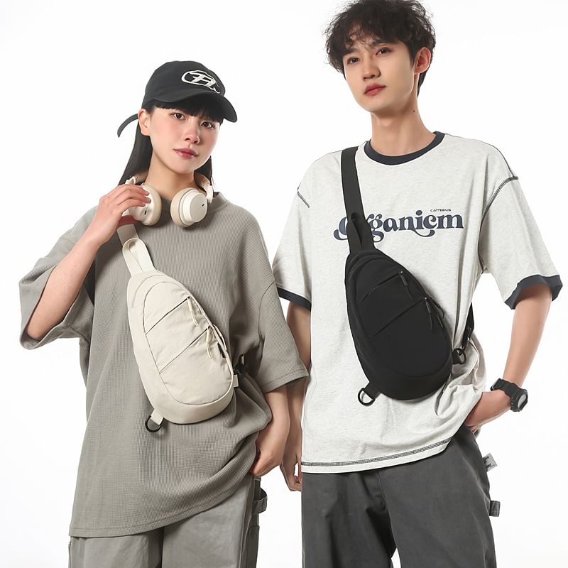 Plain Zip Sling Bag