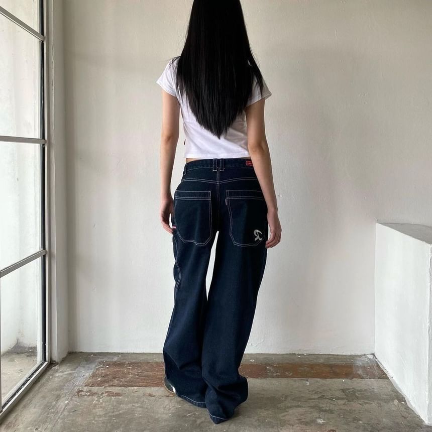 Washed Low Rise Loose-Fit Wide-Leg Jeans