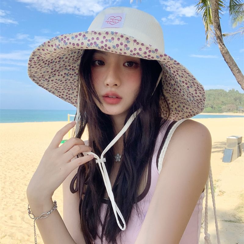 Print Hat Floral Sun Applique Heart