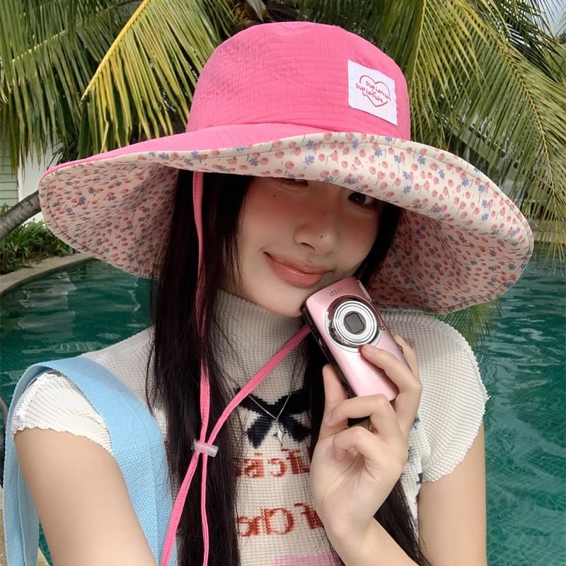 Print Hat Floral Sun Applique Heart