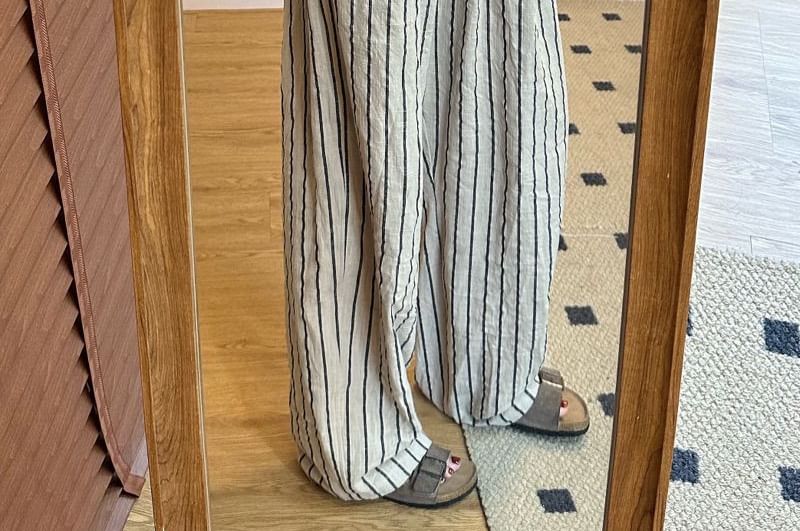 Wide High Plain Waist Leg Striped Pants