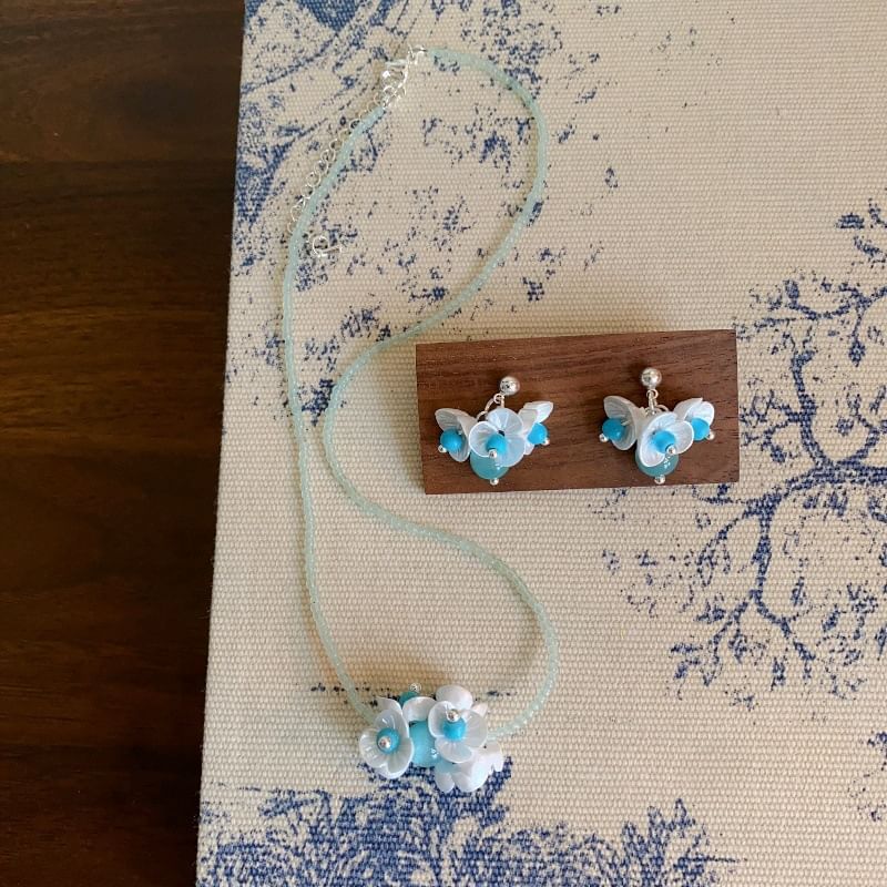 Beaded Necklace Drop / Earring Floral
