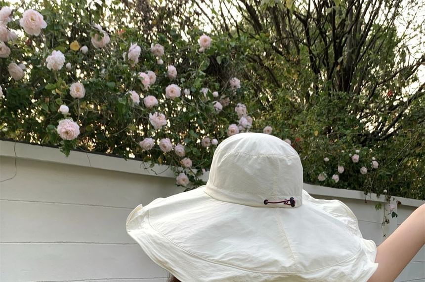 Plain Hiking Ruffle Hat Bucket