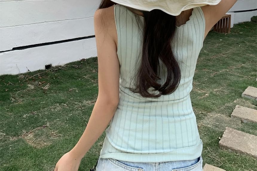 Plain Hiking Ruffle Hat Bucket