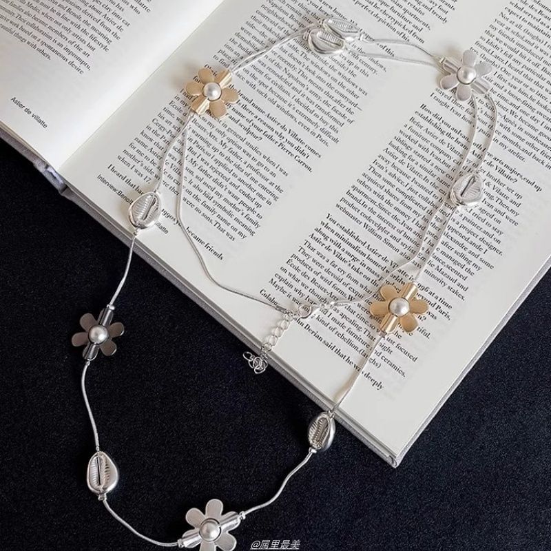 Flower Faux Pearl Necklace Long