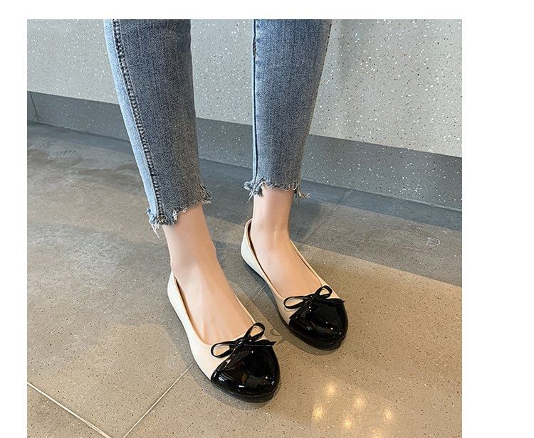 Cap Flats Bow Toe