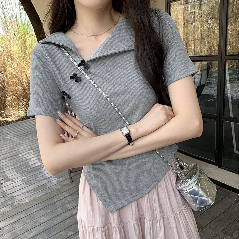 Short-Sleeve Plain Top Asymmetrical