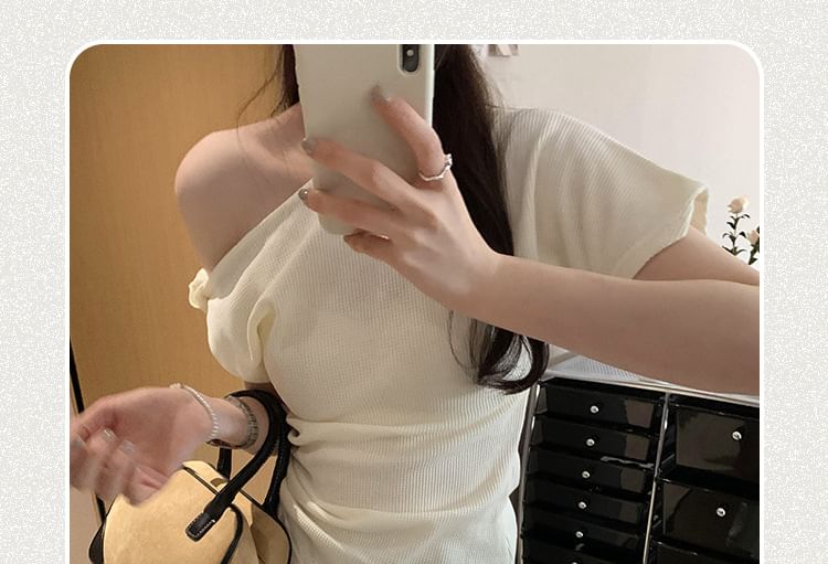 Tee Plain Asymmetrical Short-Sleeve