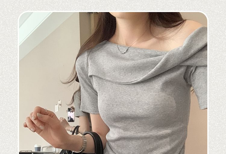 Off Shoulder Top Sleeve Plain Short