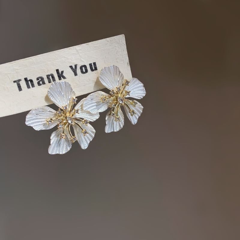 Statement Alloy Floral Earring