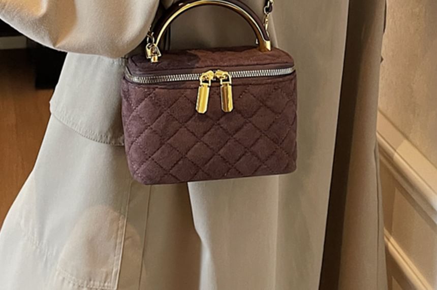 Leather Quilted Faux Chain Crossbody Strap Bag