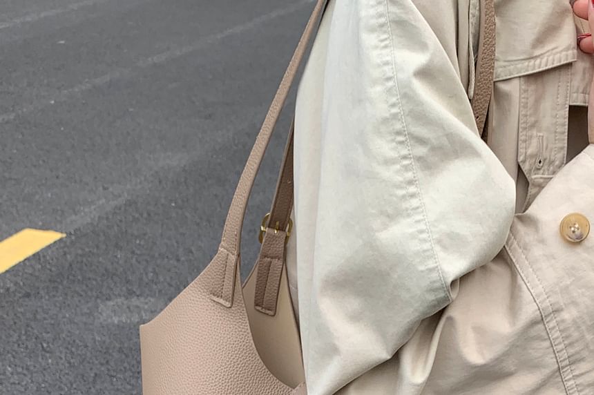 Buckle Pouch With Bag Shoulder
