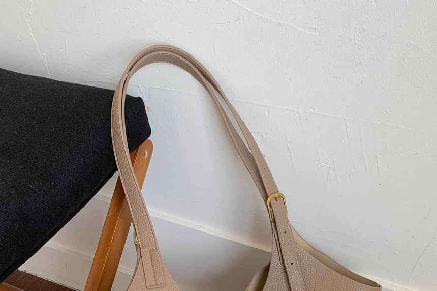 Buckle Pouch With Bag Shoulder